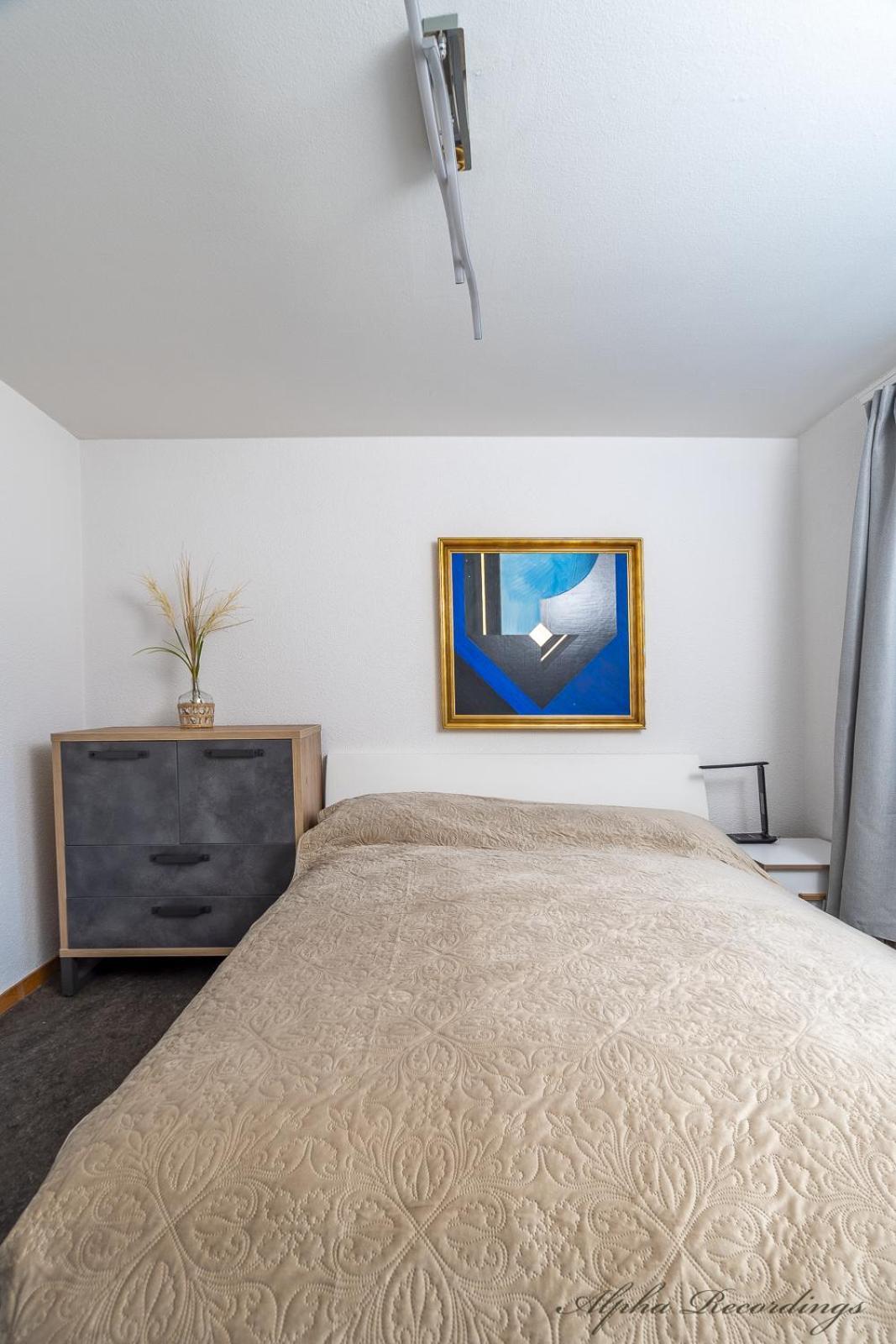 Moebliertes Zimmer برن المظهر الخارجي الصورة